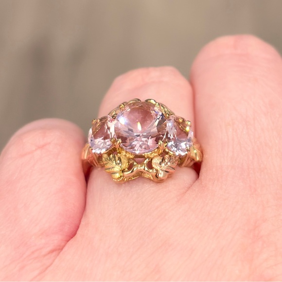 Black Hills Gold Pink Ice Ring: 10K solid yellow gold Size 7.25 - Picture 7 of 12